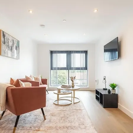 아파트 Modern & Spacious 1 Bedroom In *